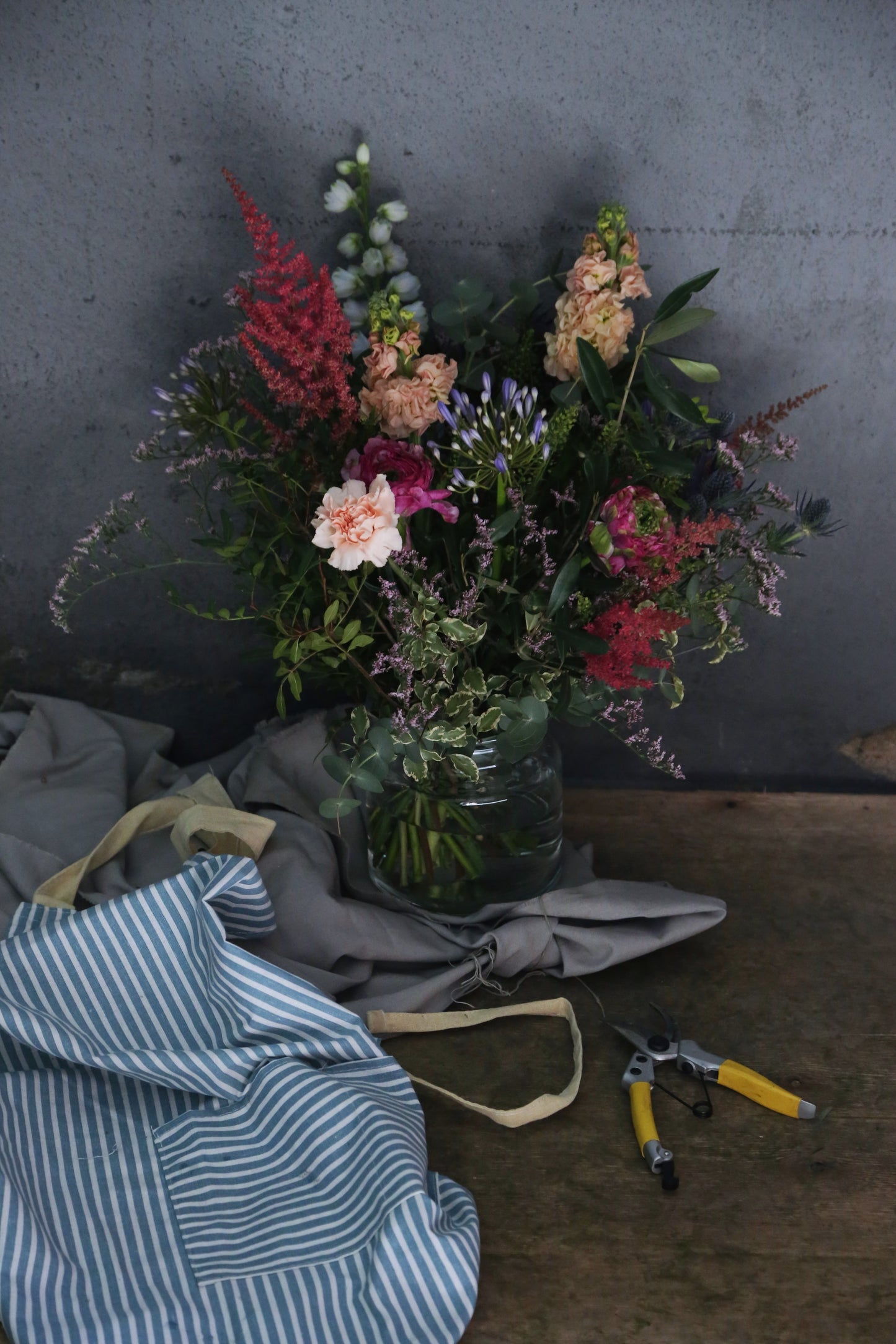 CURSO FLORES EN JARRÓN