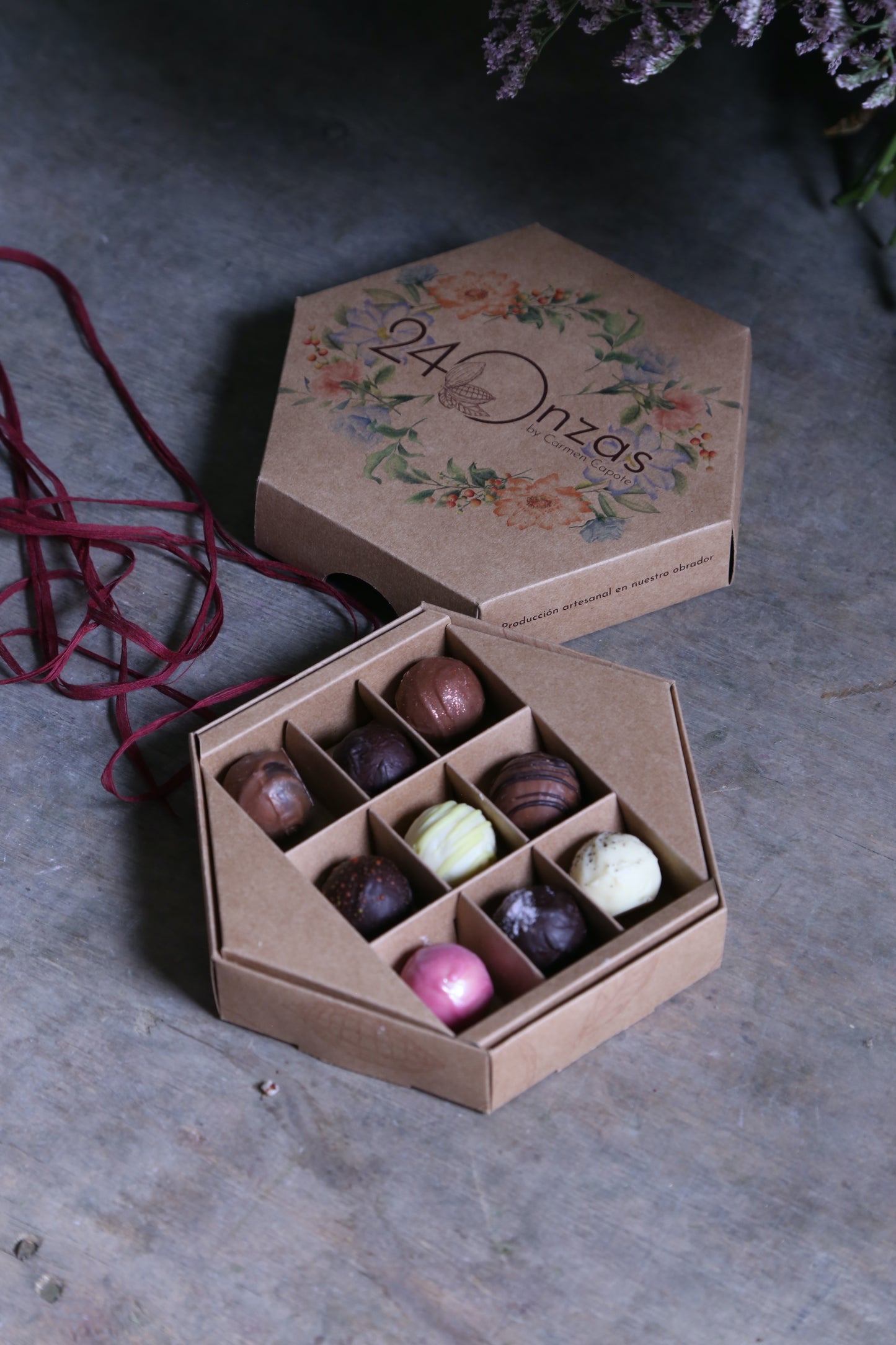 SOMBRERERA + CAJA TRUFAS 24ONZAS