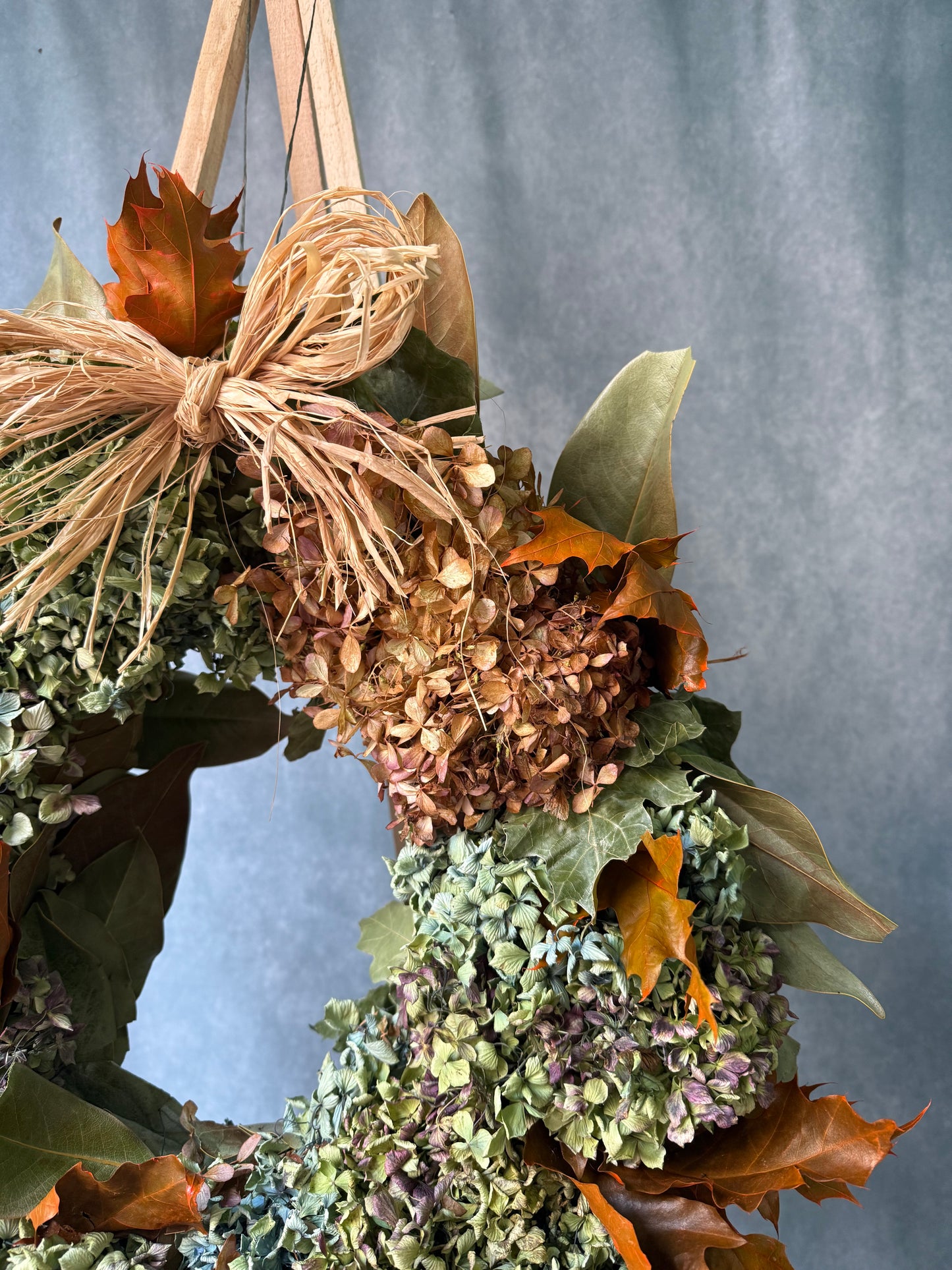 CORONA OTOÑAL HORTENSIAS SECAS