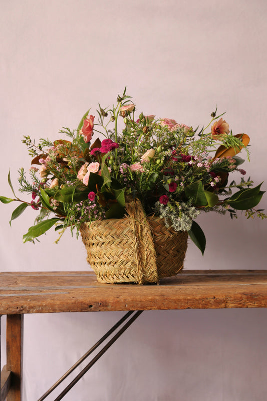 FLORES NATURALES EN CAPAZO DE ESPARTO